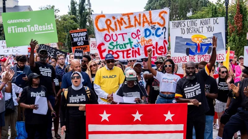 ওয়াশিংটনে ট্রাম্পবিরোধী বিক্ষোভ